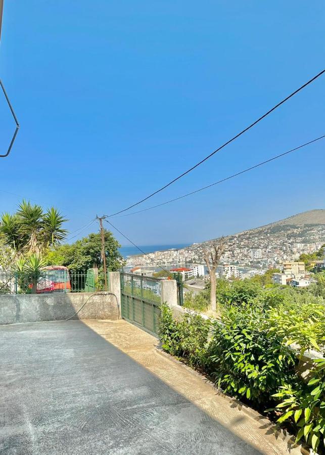 Amar Apartments Sarandë エクステリア 写真