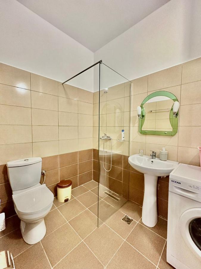 Amar Apartments Sarandë エクステリア 写真