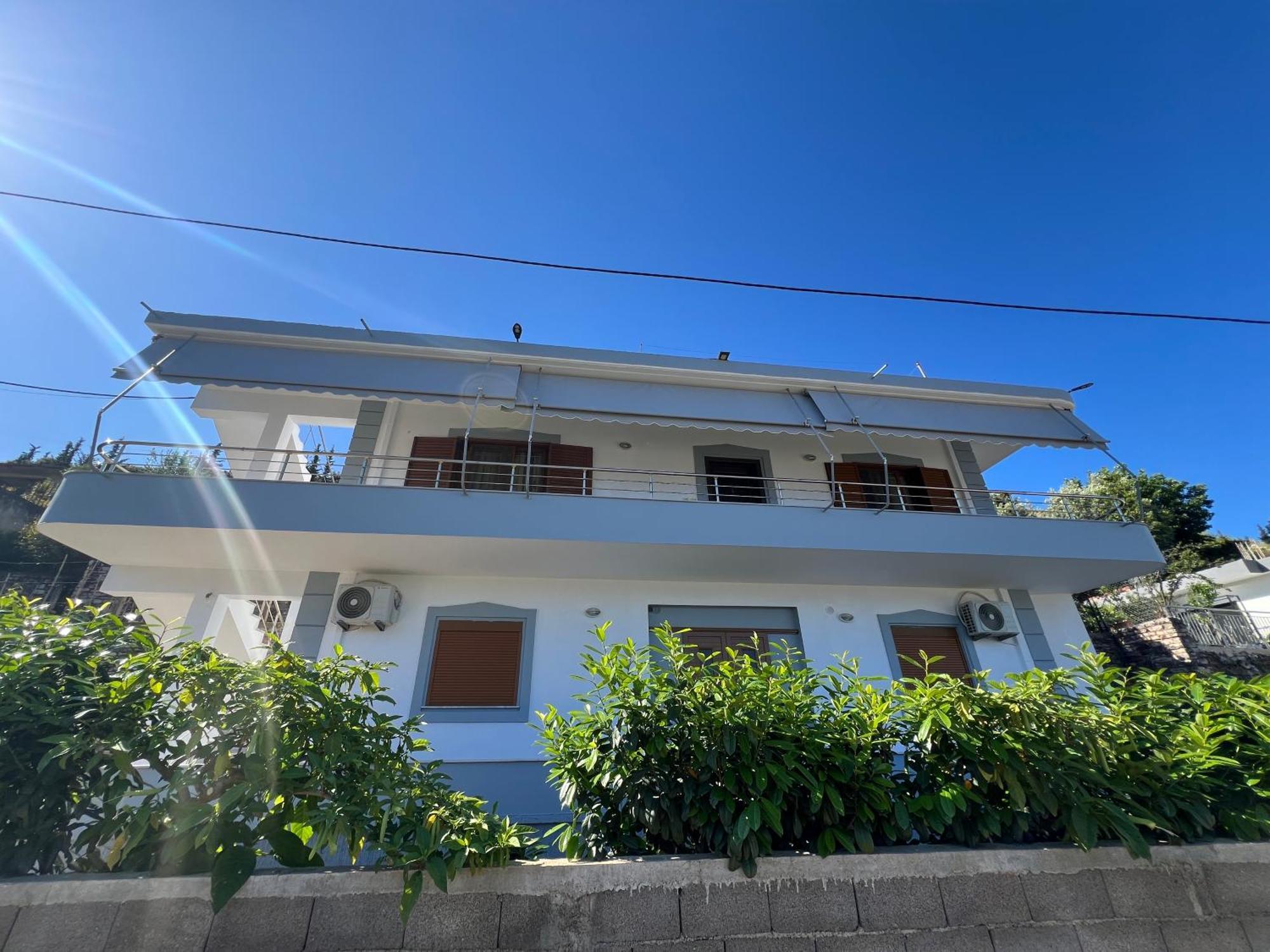 Amar Apartments Sarandë エクステリア 写真
