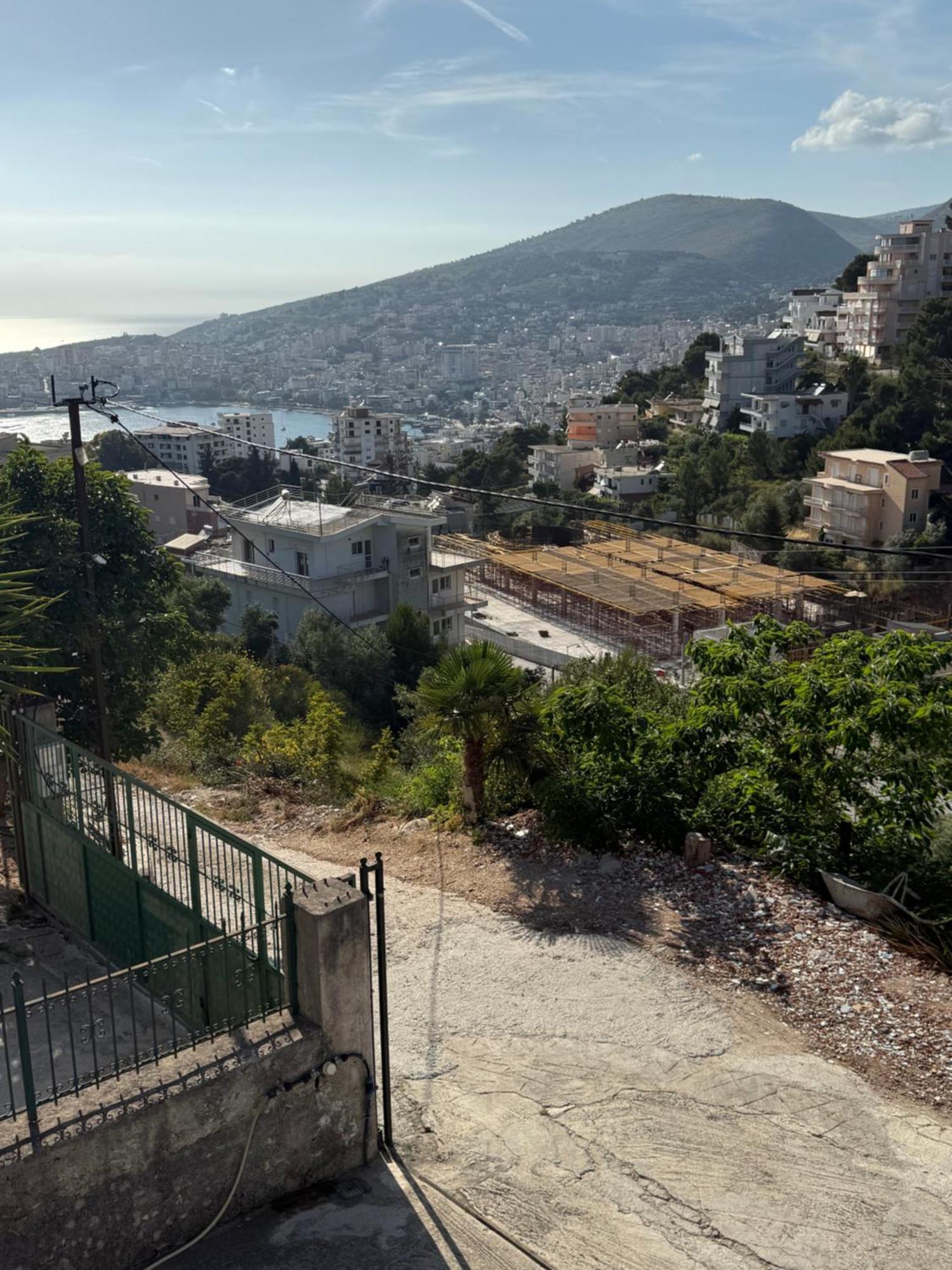 Amar Apartments Sarandë エクステリア 写真