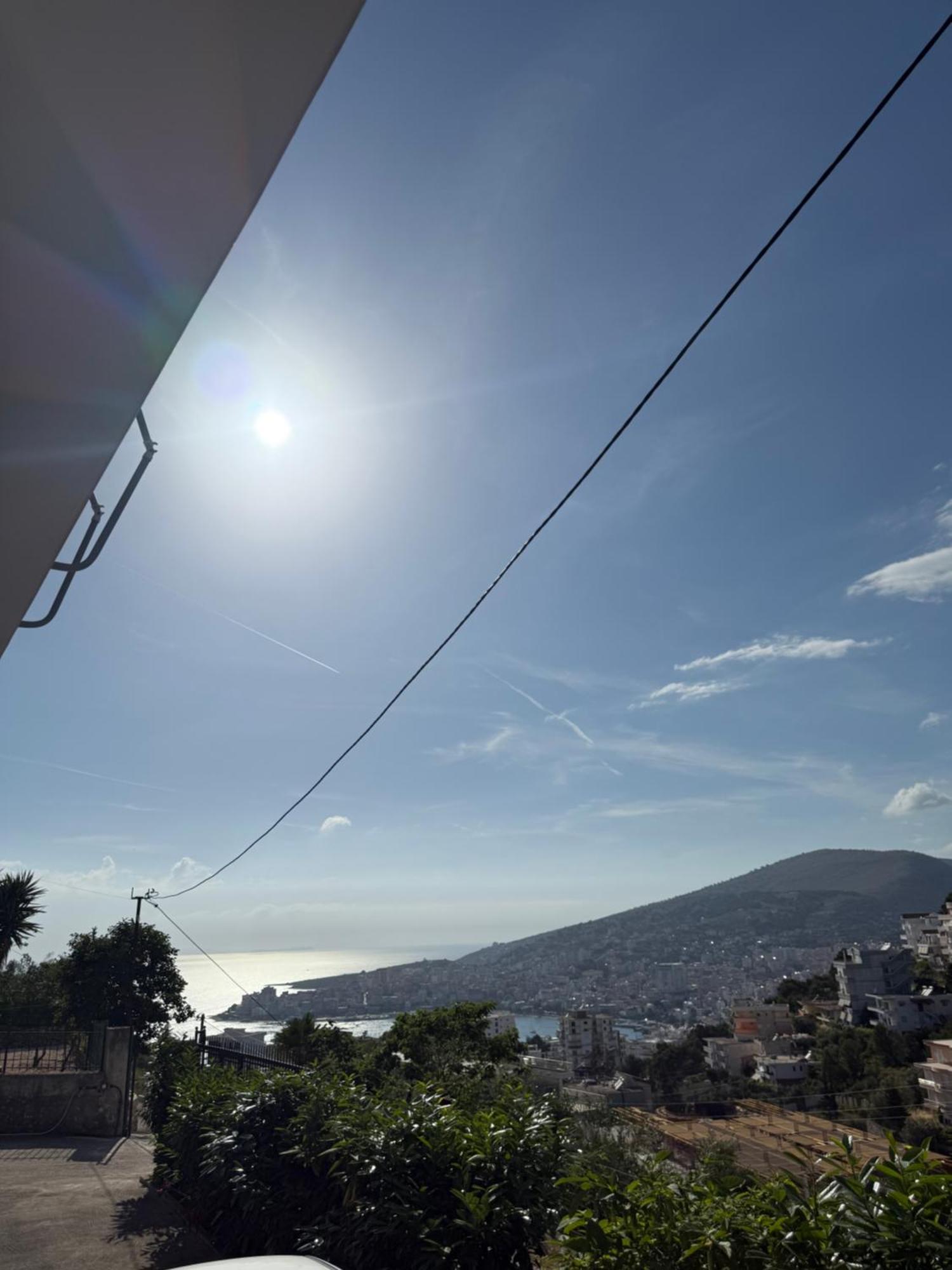 Amar Apartments Sarandë エクステリア 写真